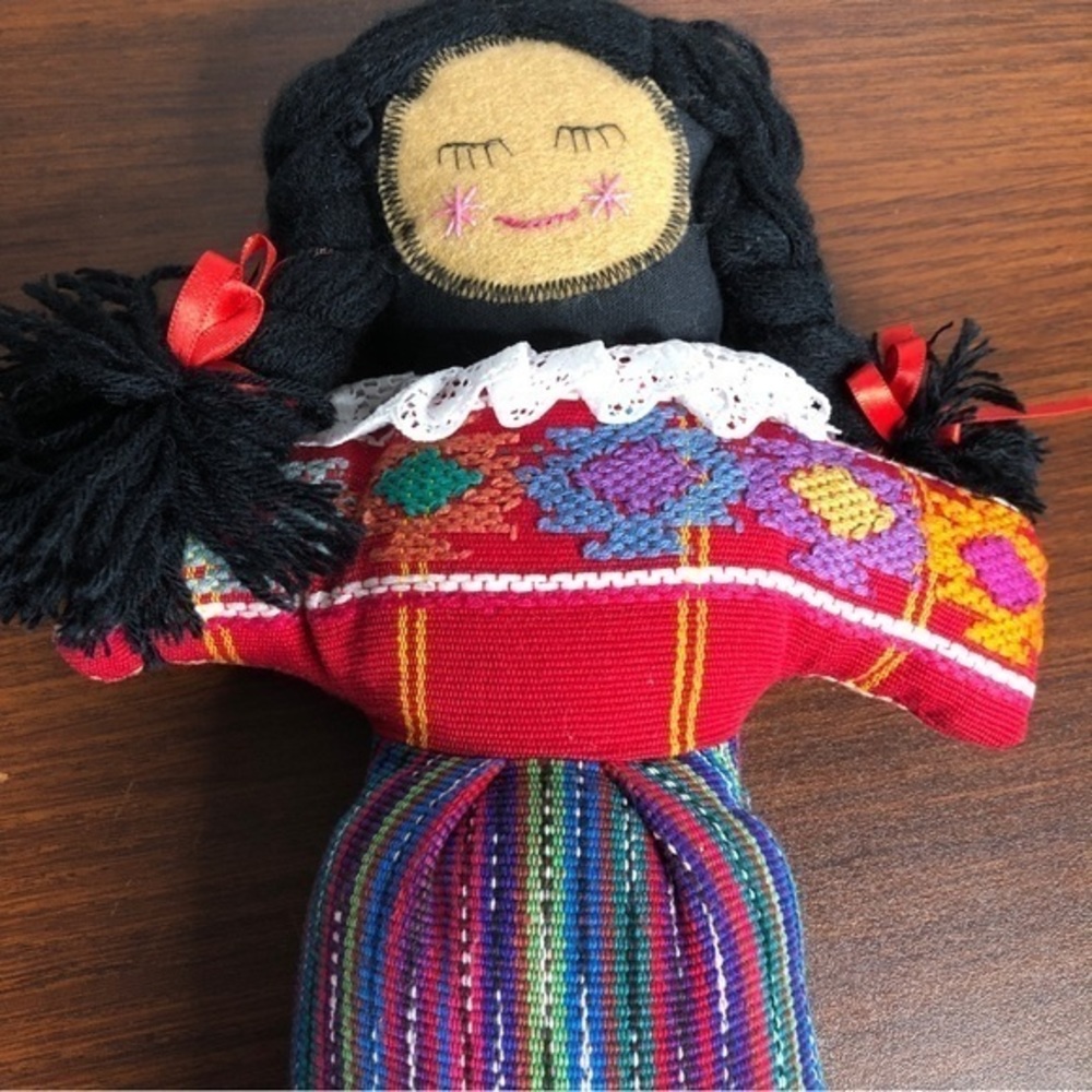 Handmade Guatemala 12” woven artisan doll Mayan - Picture 5 of 12